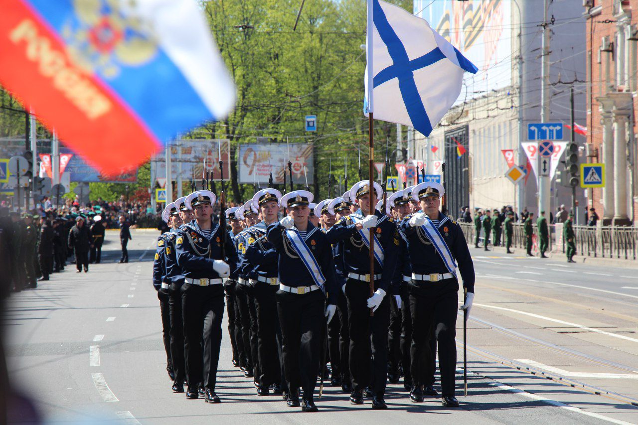 Какие улицы перекроют для репетиций и проведения парада Победы в Калининграде