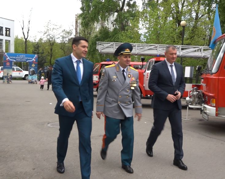 Антон Алиханов назвал ужесточением штрафов лучшим подарком к 375-ой годовщине Пожарной охраны России 