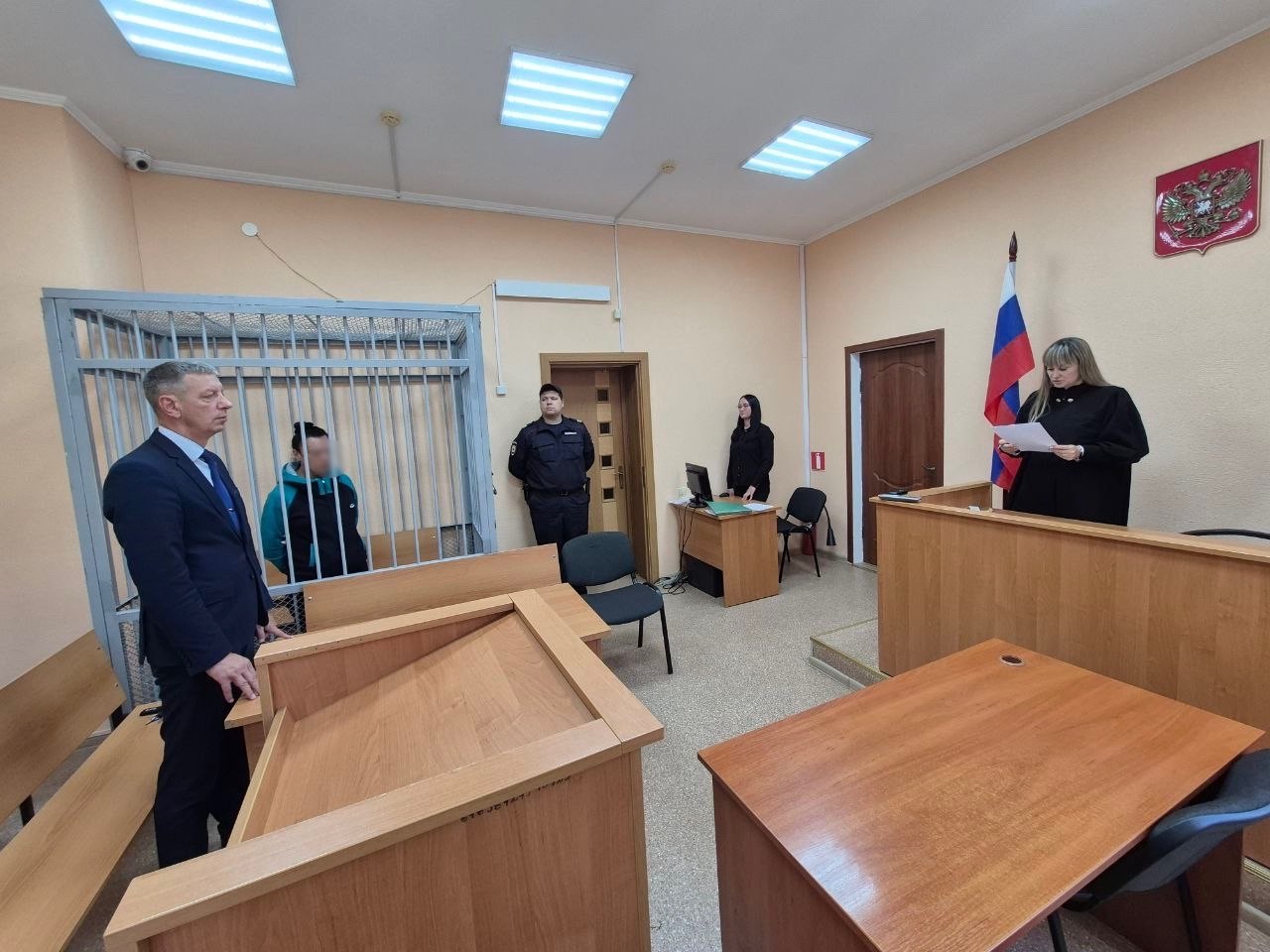 Суд отправил в СИЗО девушку, которую подозревают в убийстве сожителя