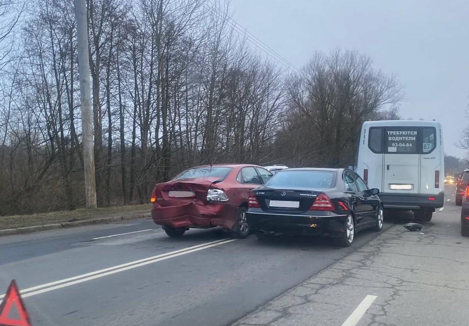 без имени