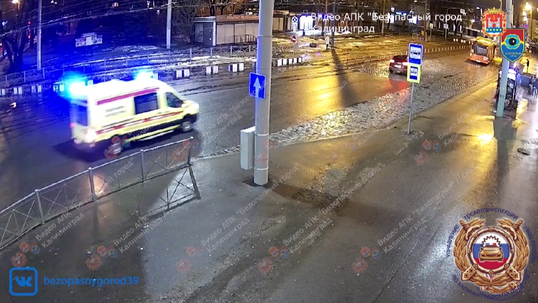 Типичный недосыпающий мем. 3 часа ночи часы. Закончится в час ночи. Закончится в час ночи. Я в 3 часа ночи мем.