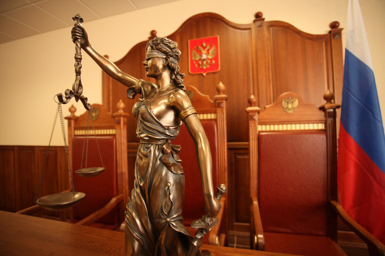 Сотрудника госучреждения в Калининградской области будут судить за «мертвые души» в табеле о зарплате
