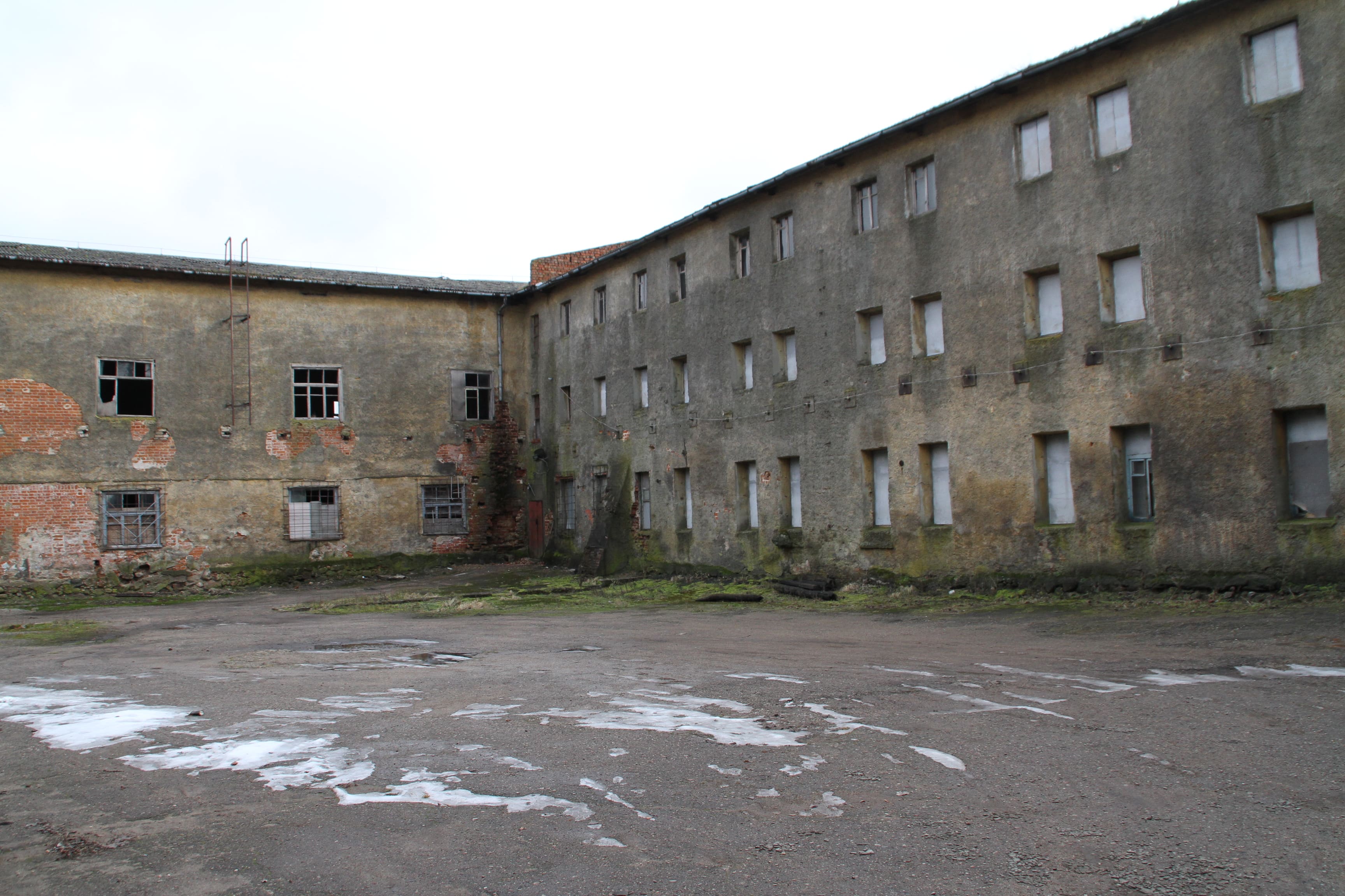 Каскад.тв - Дыба и Кресло ведьм: какие орудия пыток сохранились в замке  Лабиау в Полесске?