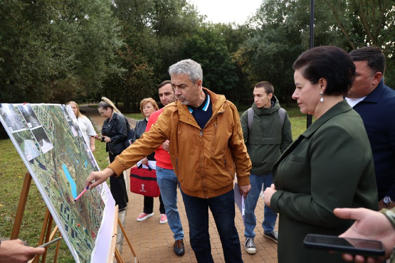 Во время совещания администрации Калининграда в Макс-Ашманн парке украли мольберты