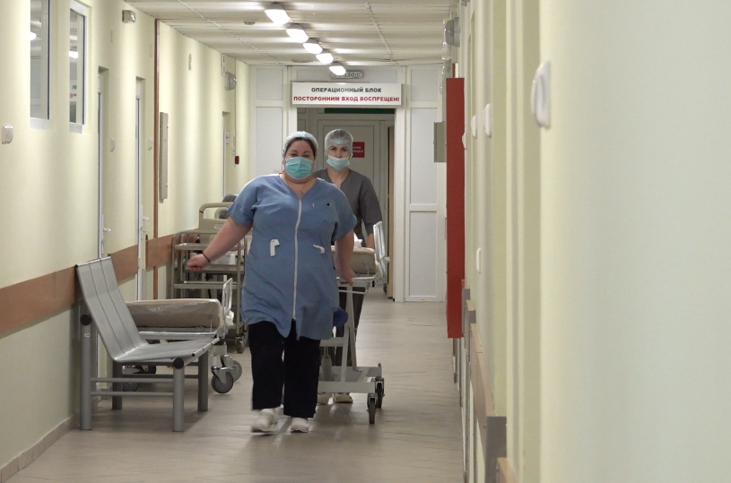 Врачи Калининградской ОКБ провели ювелирную сосудистую операцию Врачи Калининградской ОКБ провели ювелирную сосудистую операцию