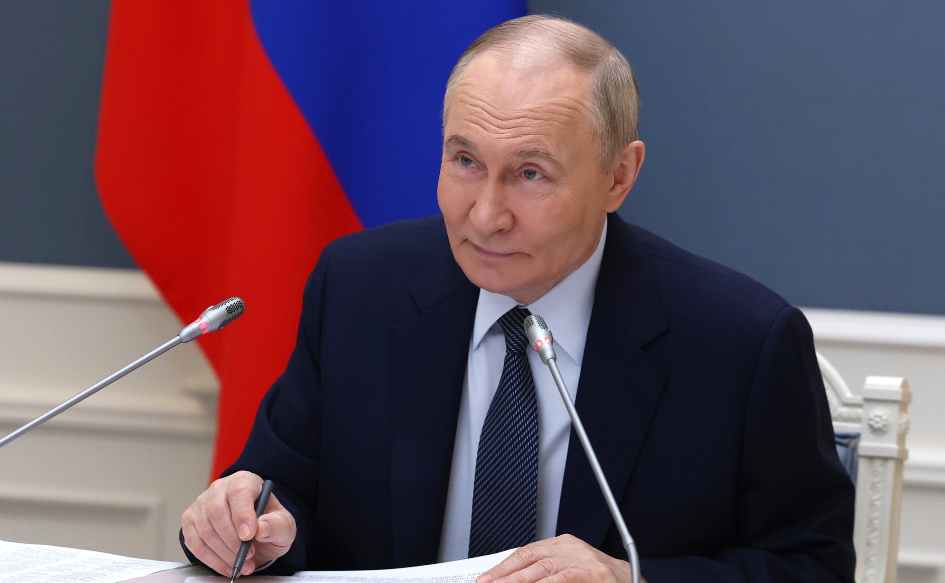 Две калининградские семьи по указу Путина получат медаль ордена «Родительская слава»