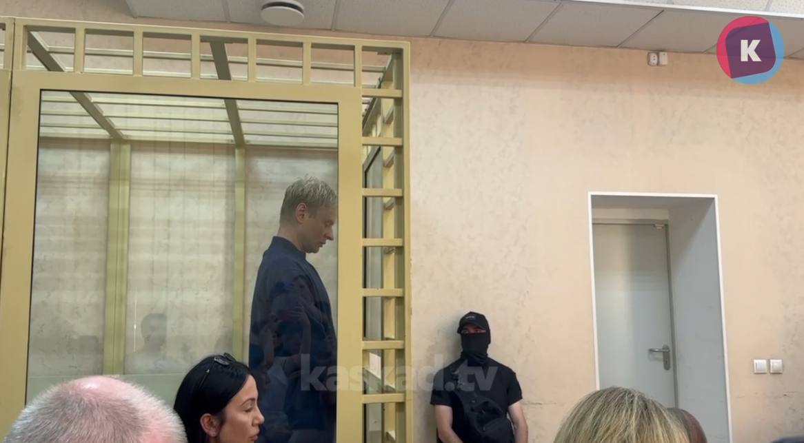 Деньги по ВУЗу путешествуют в папке: дело экс-ректора БФУ Фёдорова и его зама передали в суд