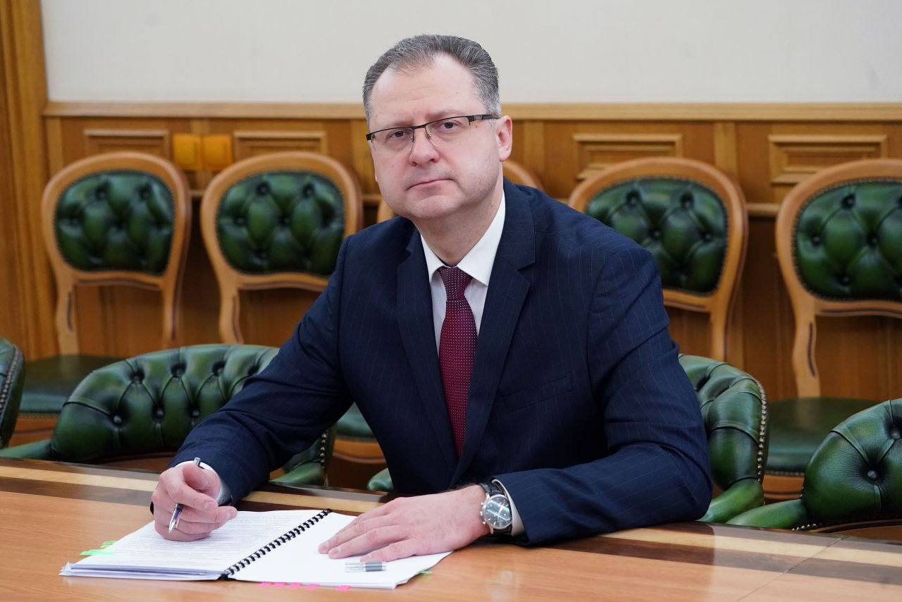 Максим Коломиец стал новым министром по муниципальному развитию Калининградской области