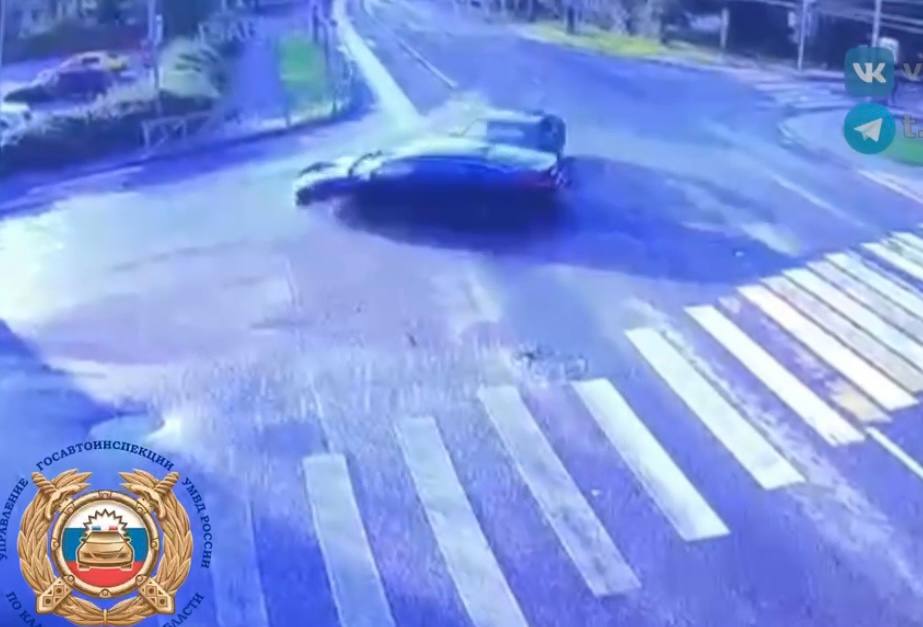 В Калининграде столкнулись две легковушки
