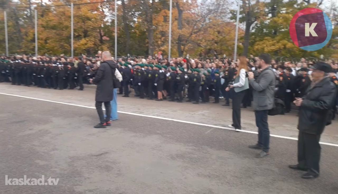 В Калининграде почти 800 пятиклассников прошли посвящение в кадеты