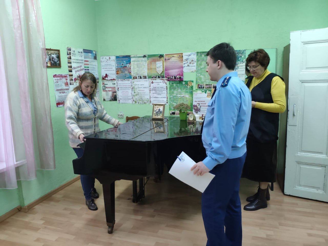 В Советске прокуратура выявила нарушения в детской школе искусств