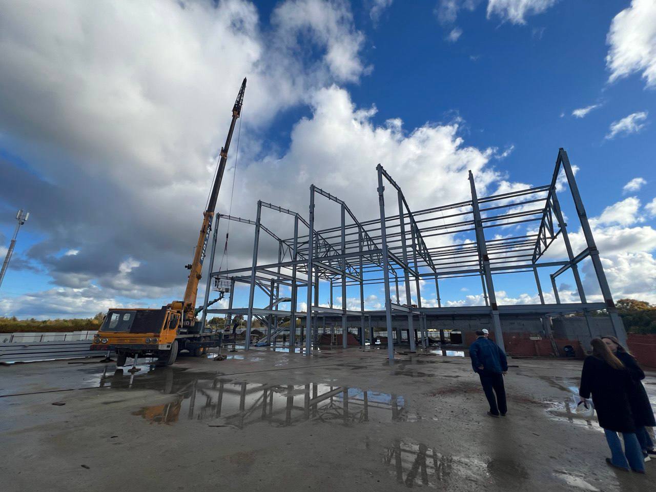 Установили отставание от графика: прокурор Гвардейского района проверил ход строительства ФОКа Установили отставание от графика: прокурор Гвардейского района проверил ход строительства ФОКа