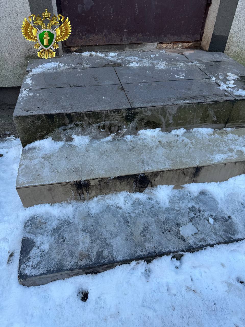 Сломанный позвоночник из-за льда: жительница Зеленоградска добилась компенсации от УК Сломанный позвоночник из-за льда: жительница Зеленоградска добилась компенсации от УК