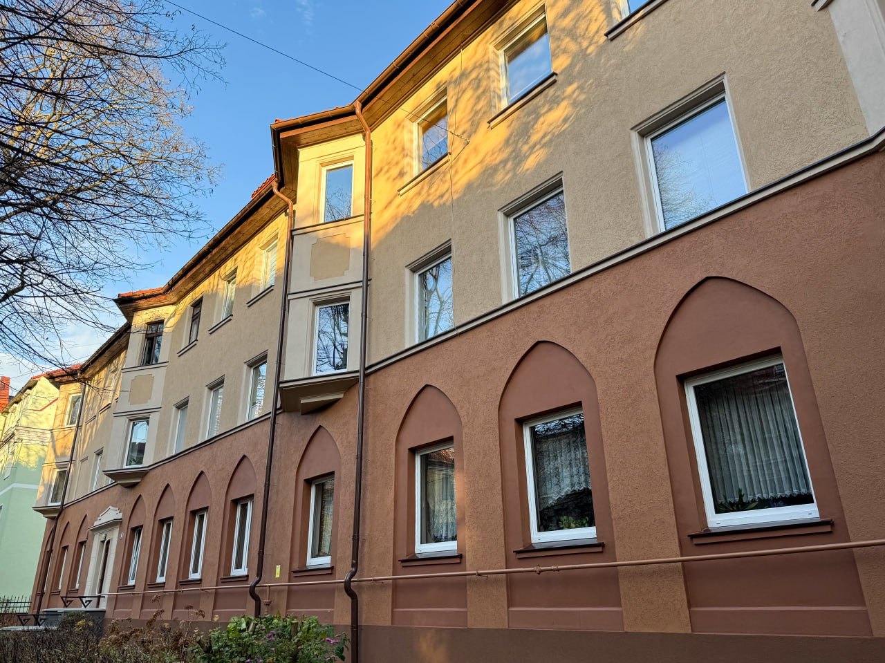 В Калининграде на улице Офицерской отреставрировали дом со столетней историей