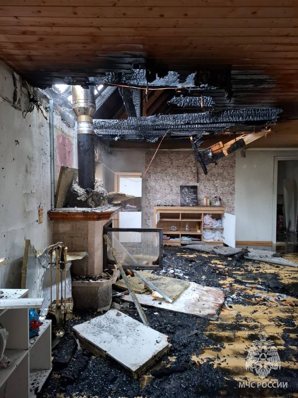 В Гурьевском округе едва не сгорел дом из-за неправильной эксплуатации печки В Гурьевском округе едва не сгорел дом из-за неправильной эксплуатации печки