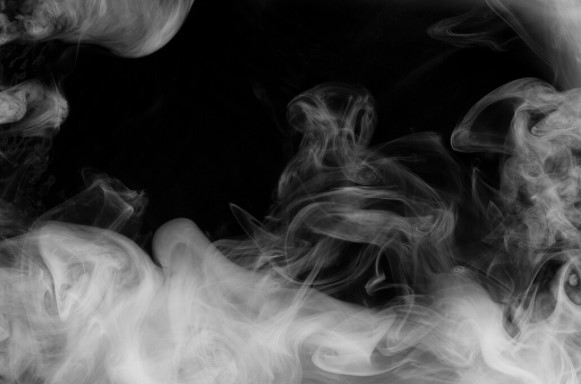 Суд запретил предпринимателю торговать никотинсодержащими товарами возле школ Суд запретил предпринимателю торговать никотинсодержащими товарами возле школ