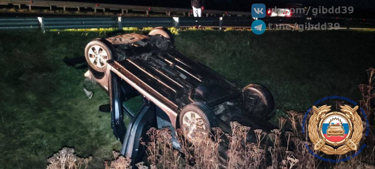 На трассе Калининград-Нестеров насмерть разбился водитель легковушки 