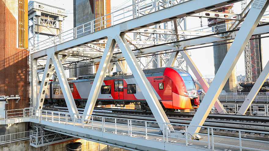 В Калининграде завершили строительство железнодорожного моста через Преголю В Калининграде завершили строительство железнодорожного моста через Преголю