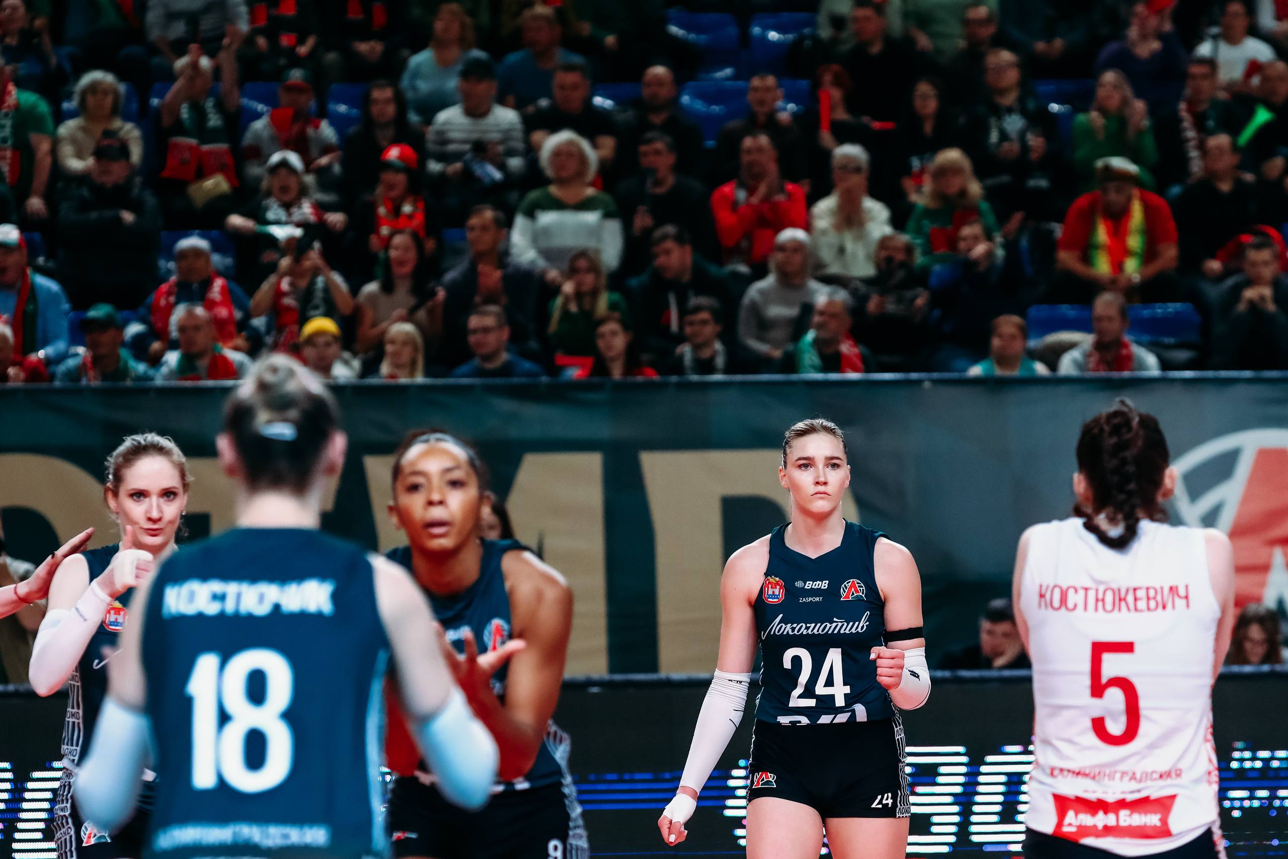 «Локомотив» победил в матче с «Динамо-Краснодар» со счетом 3:0 «Локомотив» победил в матче с «Динамо-Краснодар» со счетом 3:0