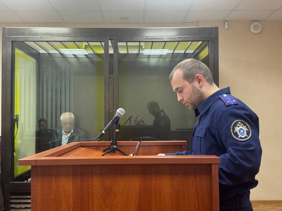 Пенсионера из Черняховска поместили под стражу за оскорбление участкового и удар полицейского в лицо