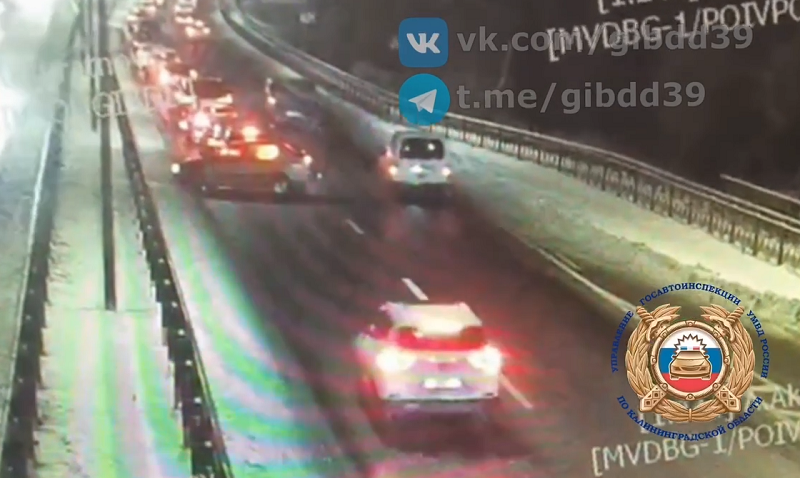 «Отвлёкся от управления»: двое маленьких детей пострадали в аварии под Калининградом