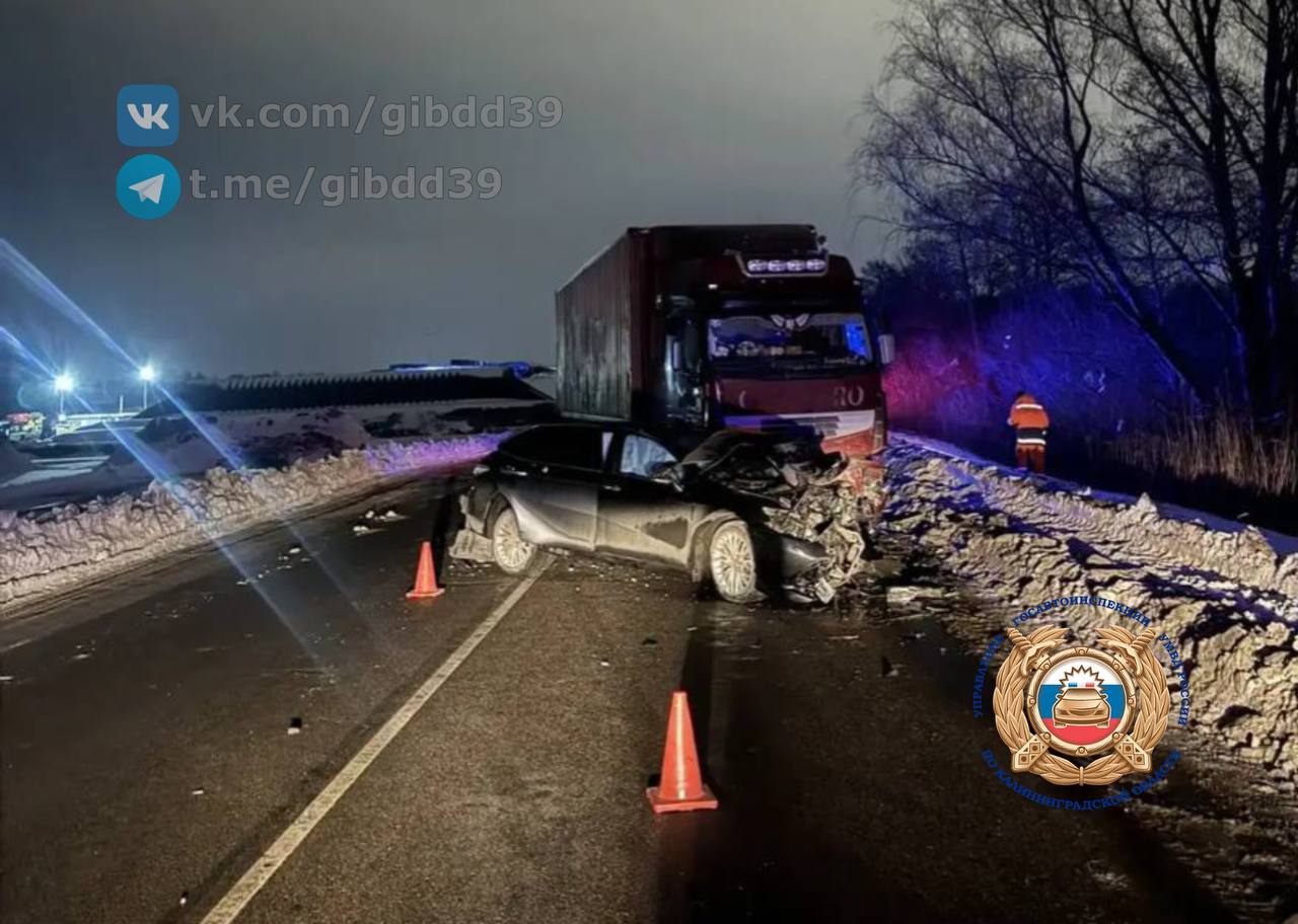 Смертельное ДТП на Северном обходе: водитель легковушки погиб при столкновении с фурой