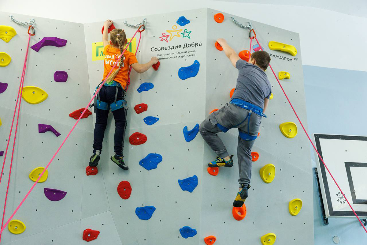 В центре «Наш дом» в Калининградской области открыли скалодром