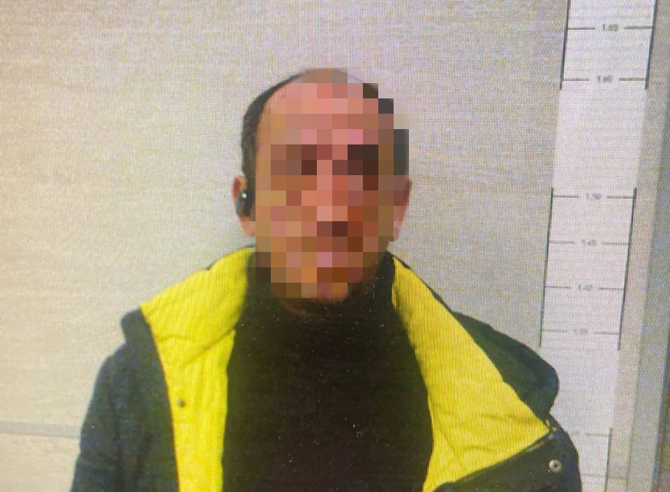 В Храброво задержали двух мужчин, находящихся в федеральном розыске