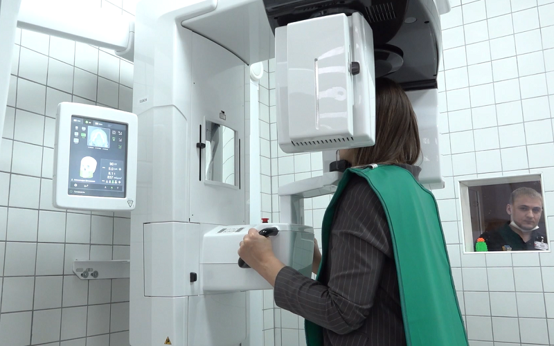 В городской стоматологической поликлинике начал работать новый рентген-аппарат В городской стоматологической поликлинике начал работать новый рентген-аппарат
