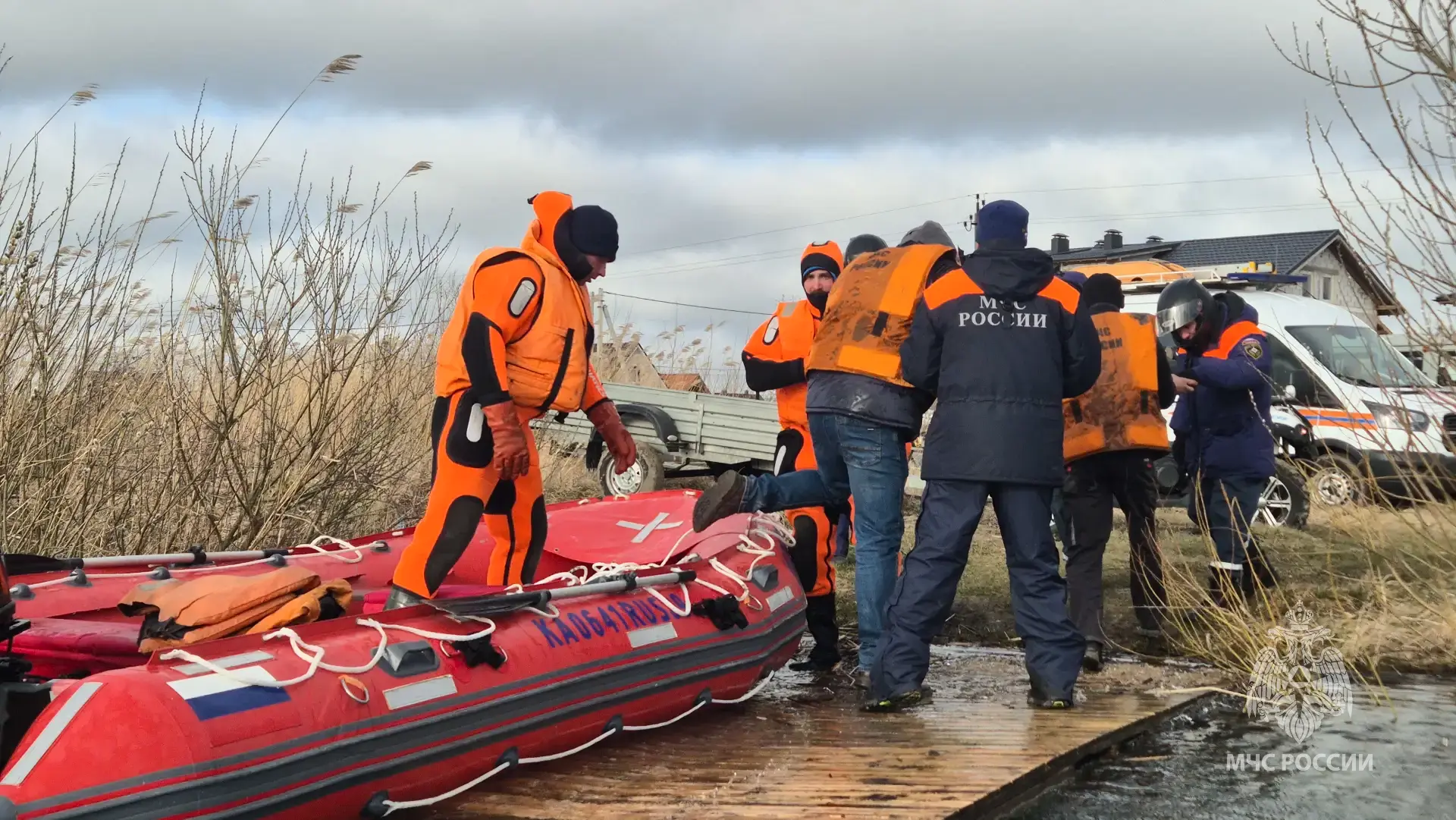 В Правдинске у спасателей МЧС прошли учения по ликвидации последствий половодья