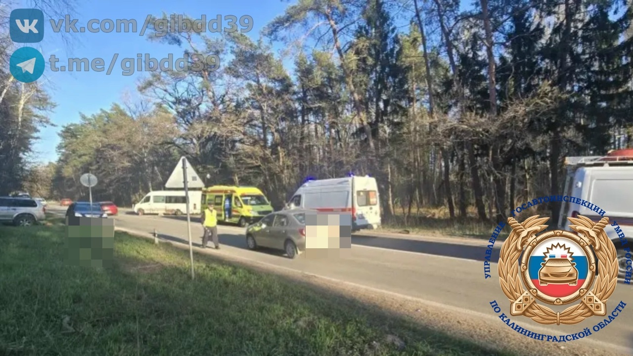 Трасса на Балтийск оказалась заблокирована из-за массовой аварии