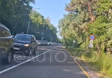 Пробки с восьми утра: ажиотаж на Куршской косе
