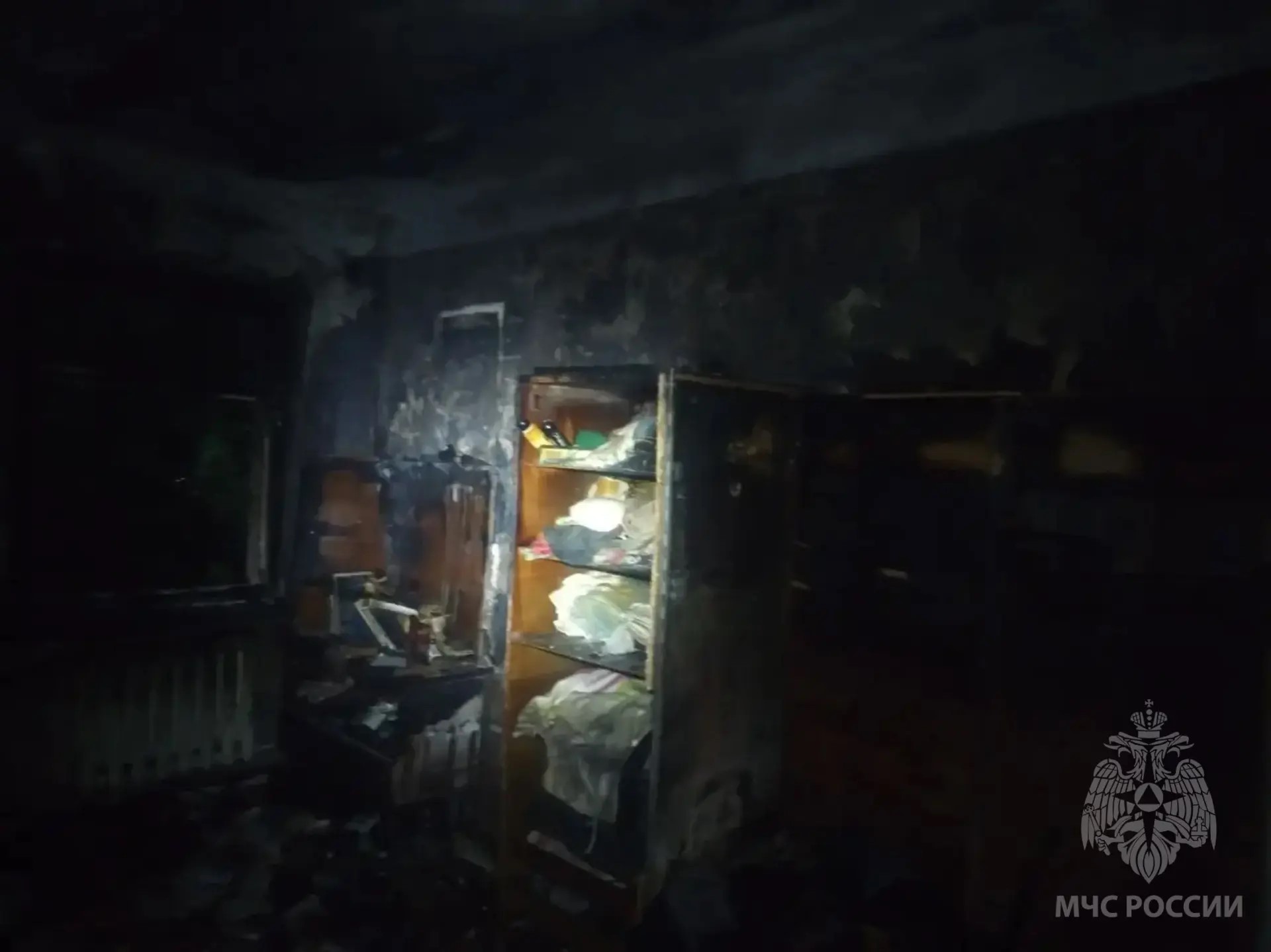 В Калининграде потушили пожар на улице Нарвской В Калининграде потушили пожар на улице Нарвской