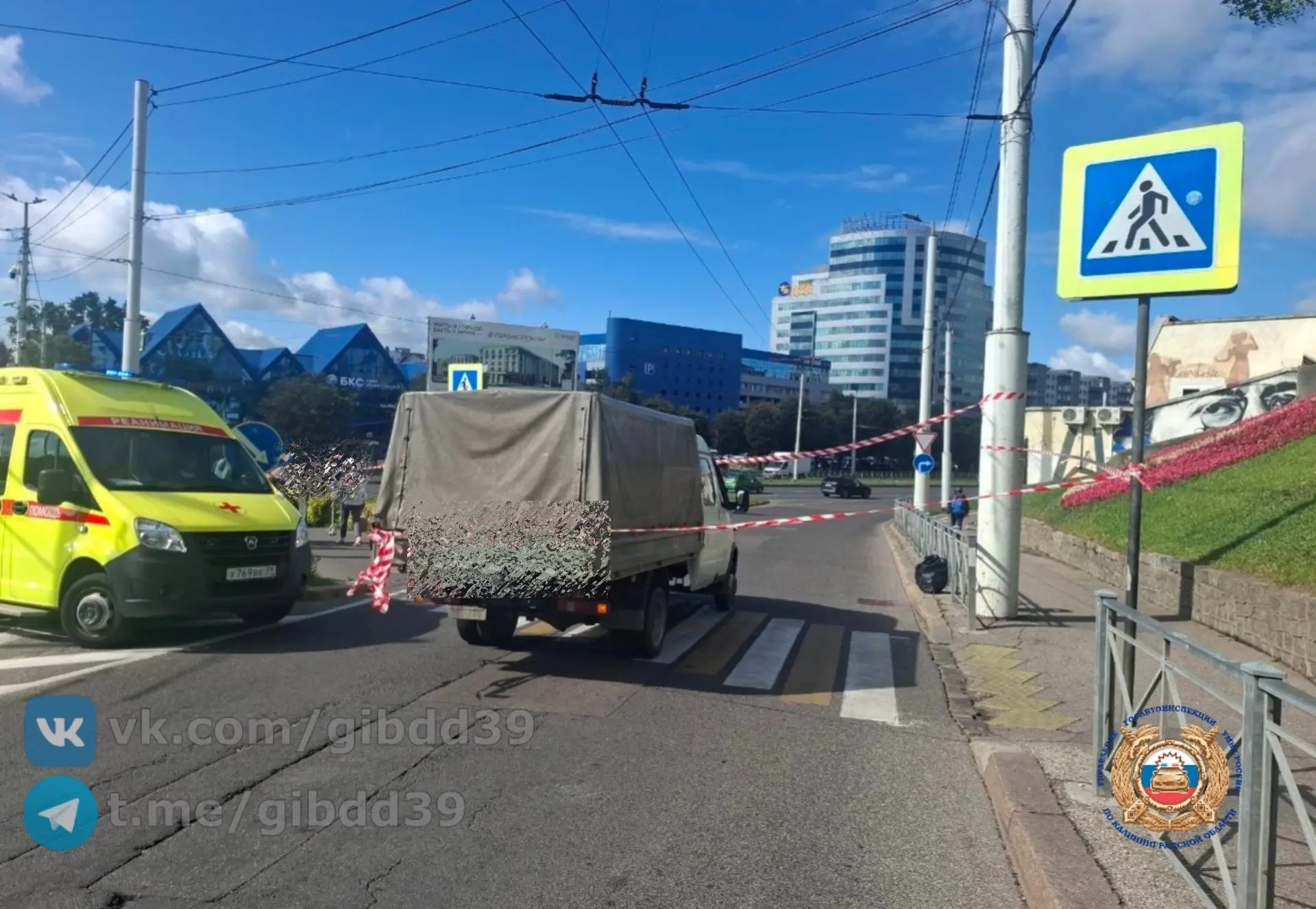 На Московском проспекте грузовик наехал на пешехода На Московском проспекте грузовик наехал на пешехода