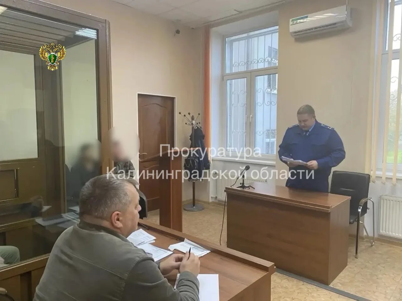 Калининградец ударил ножом отчима знакомой: его приговорили к трём годам колонии