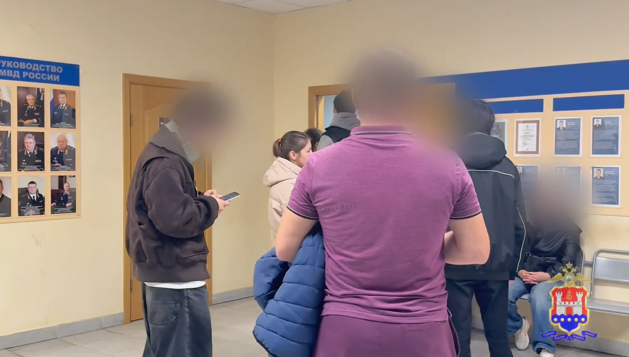 В Калининградской области выявили 43 подростка, нарушивших комендантский час