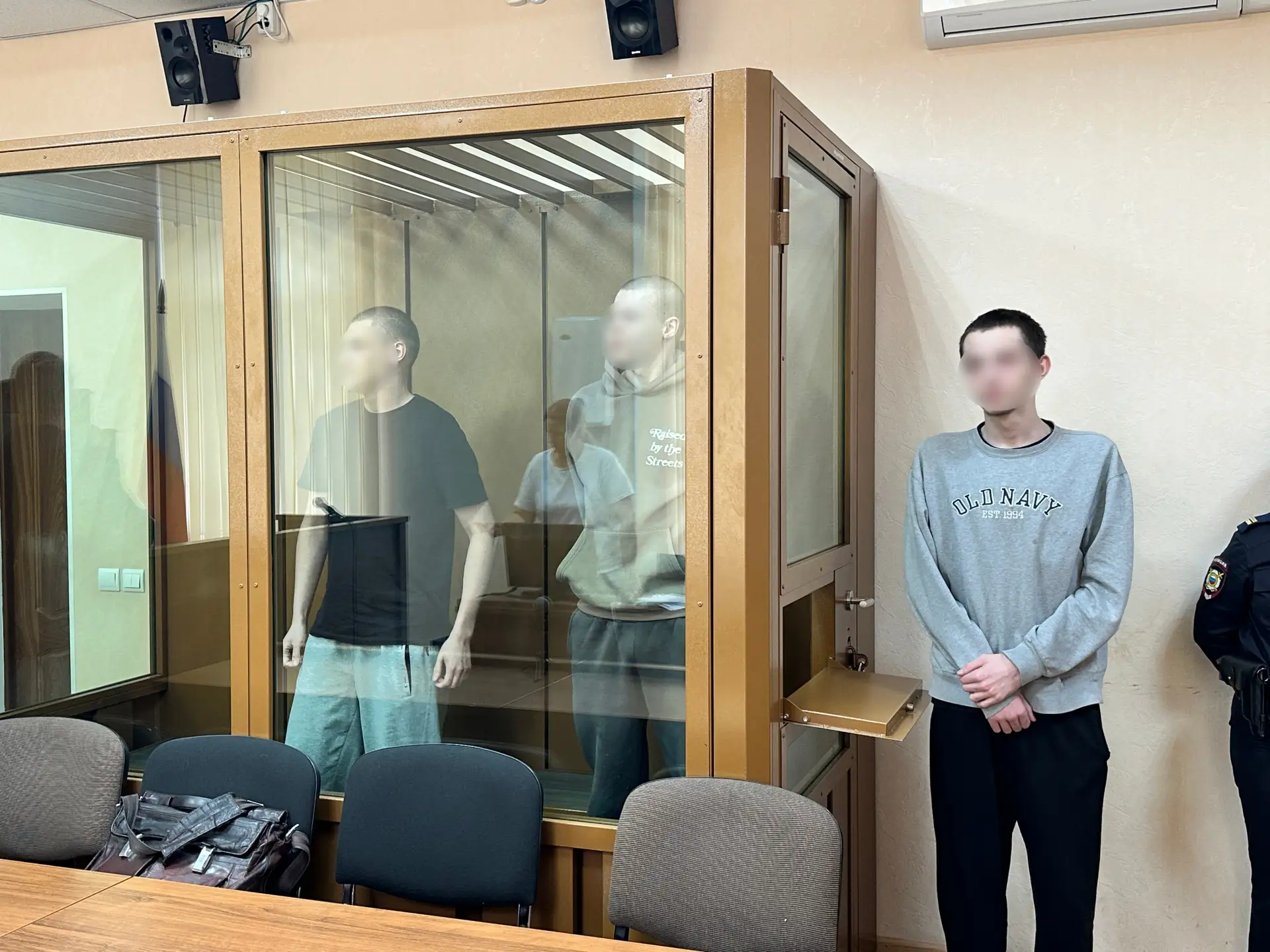 В Калининграде трое молодых людей получили сроки за избиение мужчины в чужой квартире В Калининграде трое молодых людей получили сроки за избиение мужчины в чужой квартире