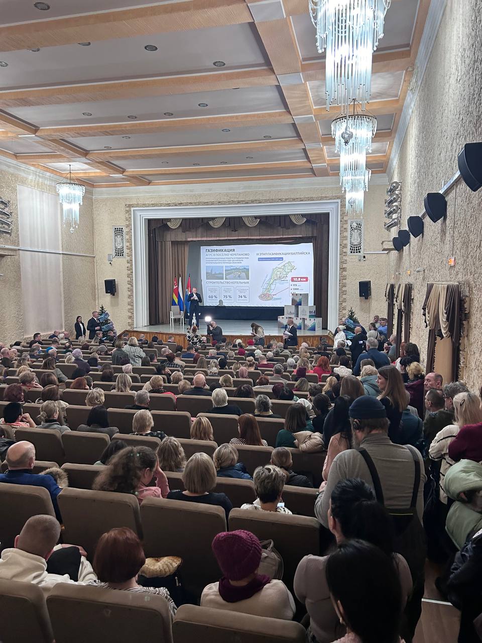 В Балтийске на встречу с Беспрозванных пришло больше людей, чем мог вместить зал