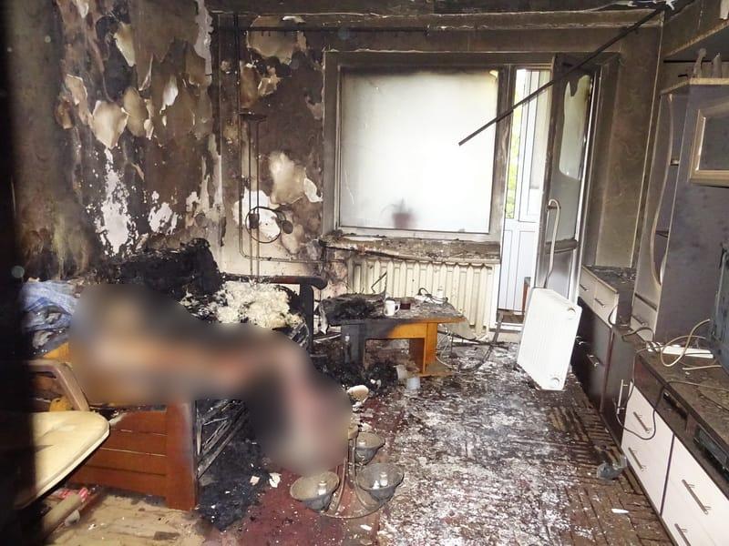 Следователи выясняют обстоятельства гибели мужчины при пожаре в Калининграде