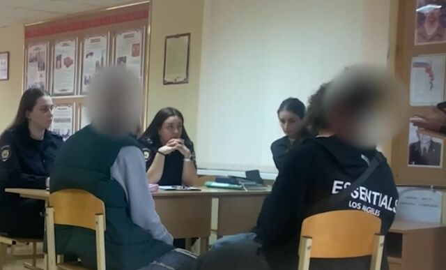 голуби 99222244443