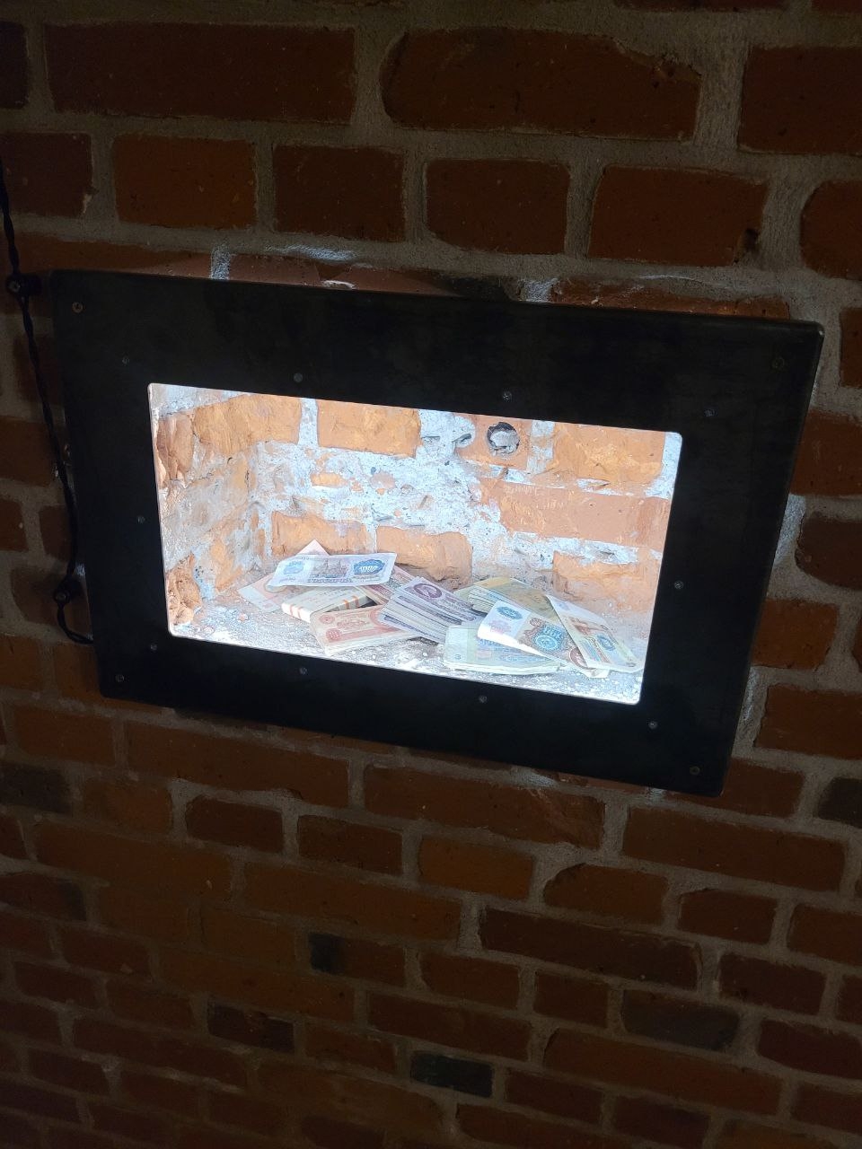 «Общак зэков»: в замке Тапиау в Гвардейске показали необычный экспонат 