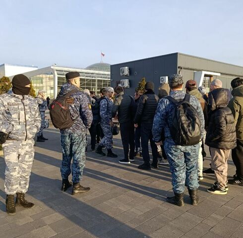 «Чемодан, вокзал»: Калининградские судебные приставы отправили нелегалов  домой