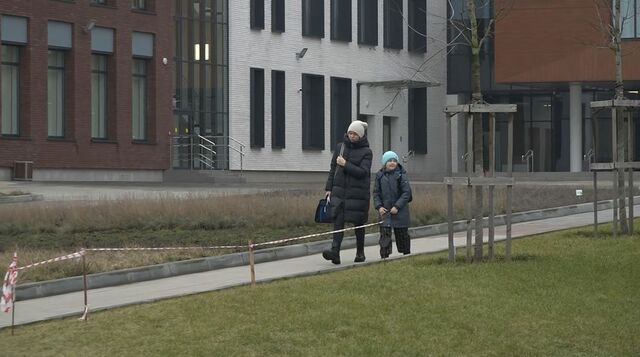 родители рассказфвааюот