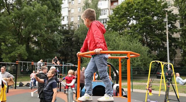 спортивные площадки 934343343