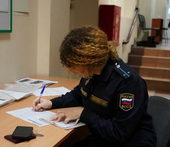 Калининградец из-за кредита едва не лишился квартиры и машины